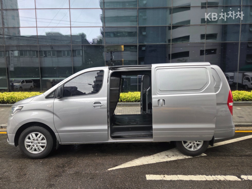 Hyundai Starex — miniaturë 9