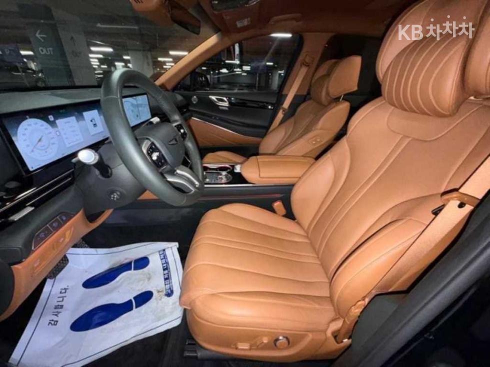 2024 Genesis GV80 photo