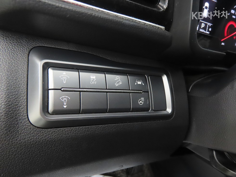 SsangYong Tivoli — miniaturë 13