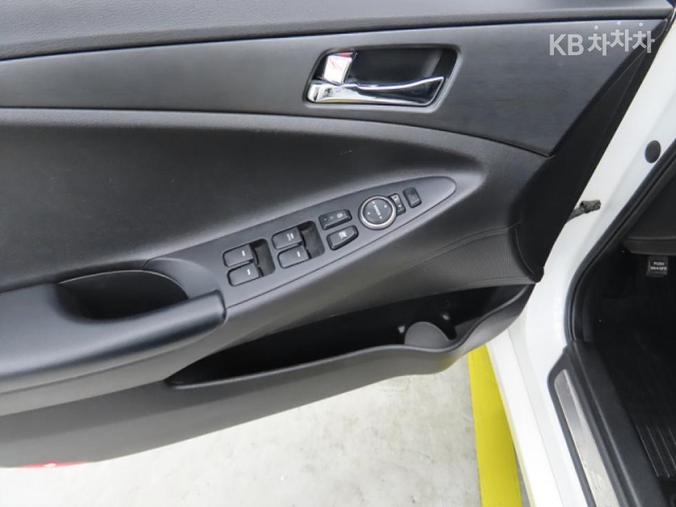 Hyundai Sonata — miniaturë 13