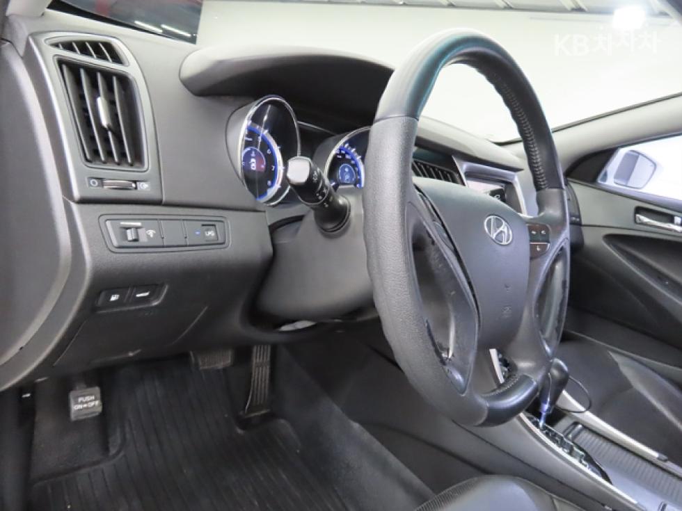 Hyundai Sonata — miniaturë 14