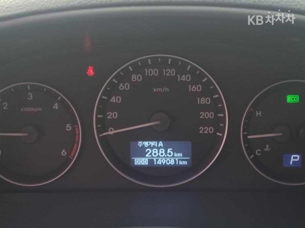 Hyundai Starex — miniaturë 8