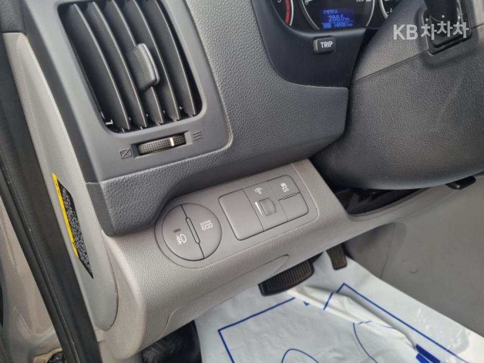 Hyundai Starex — miniaturë 15