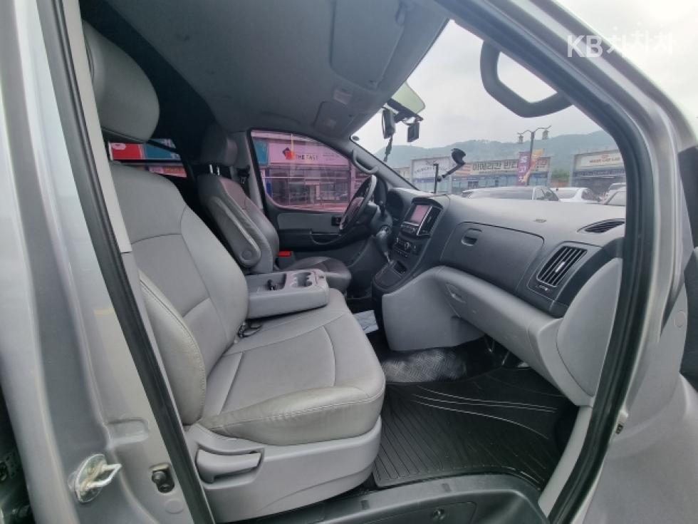 Hyundai Starex — miniaturë 18