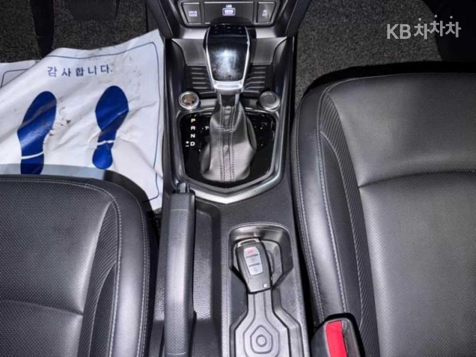 SsangYong Tivoli — miniaturë 11