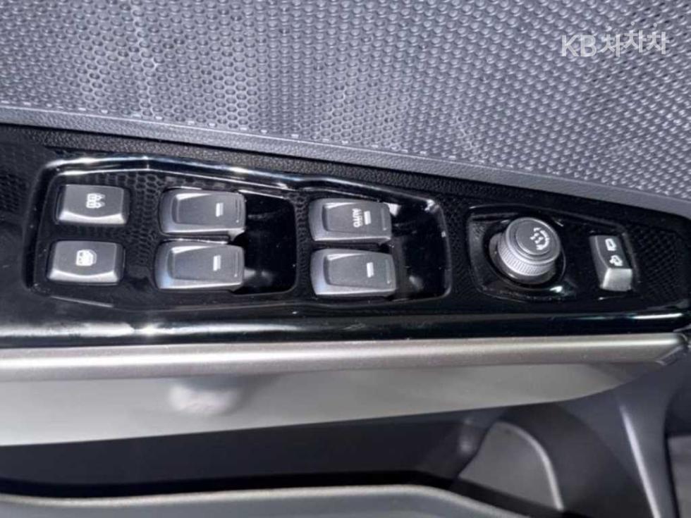 SsangYong Tivoli — miniaturë 16