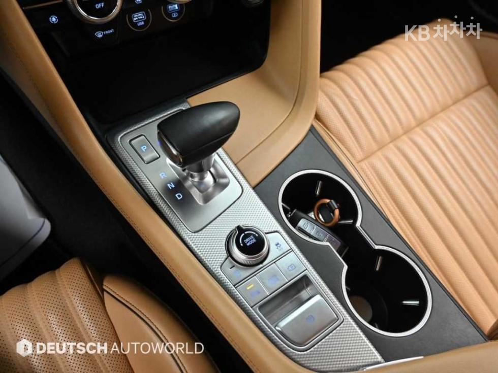 Genesis G70 — miniaturë 9