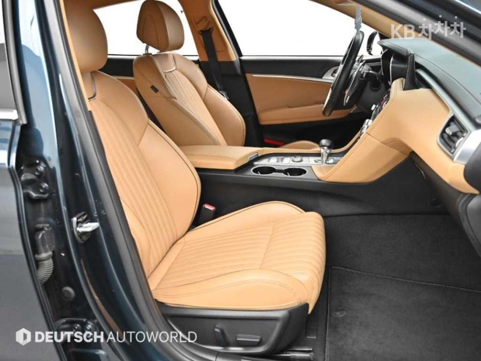 Genesis G70 — miniaturë 10