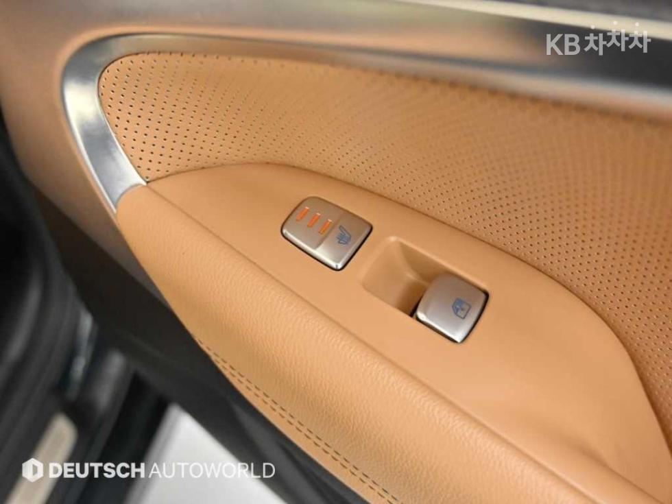 Genesis G70 — miniaturë 16