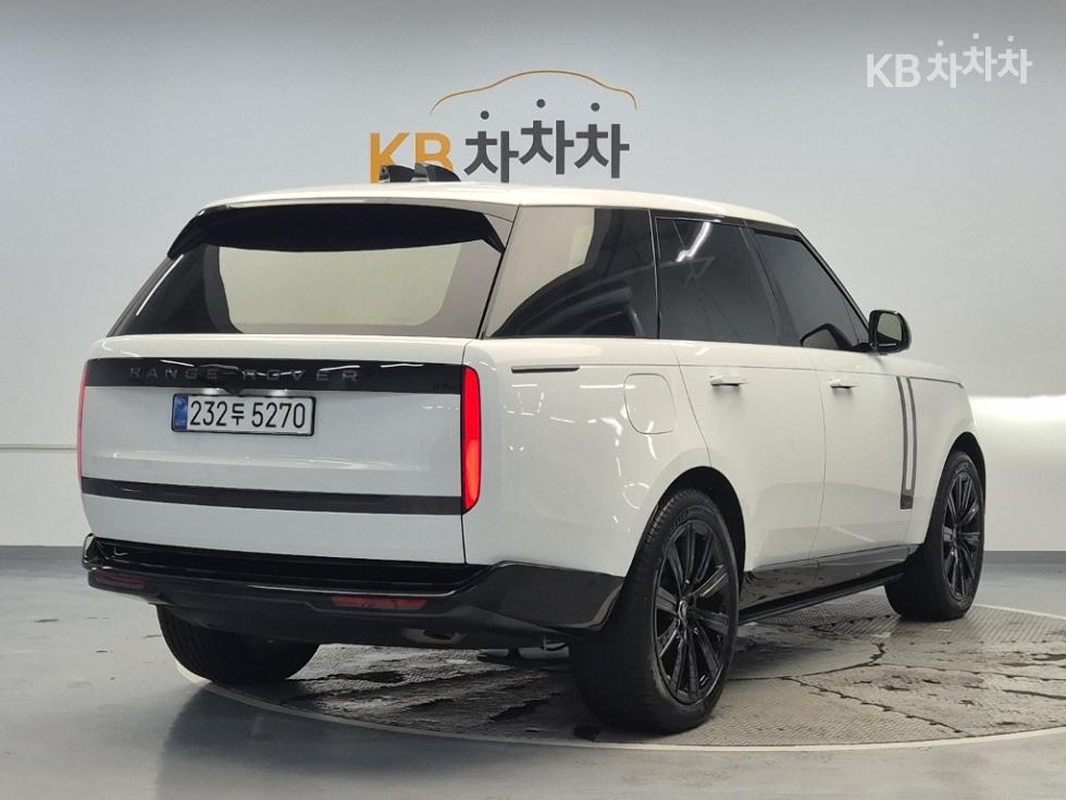 Land Rover Range Rover — miniaturë 3