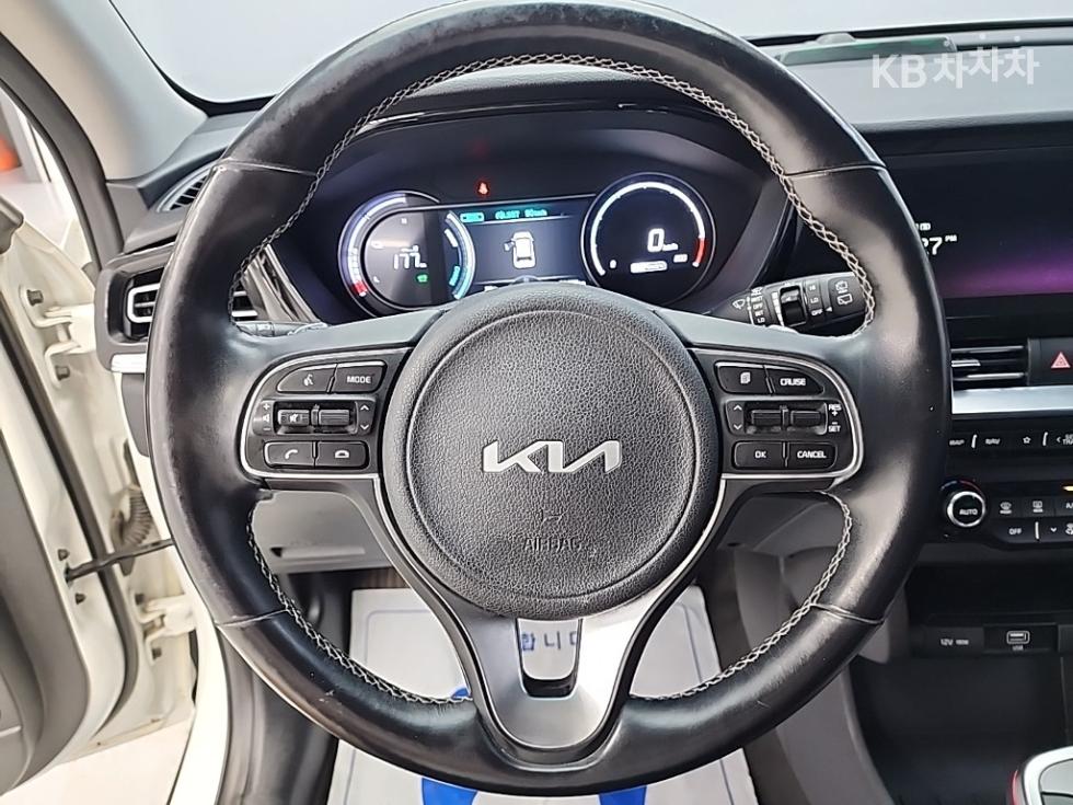 Kia Niro — miniaturë 9