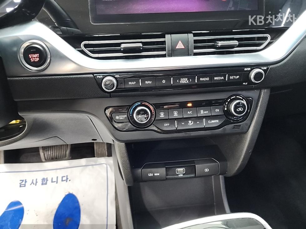Kia Niro — miniaturë 10