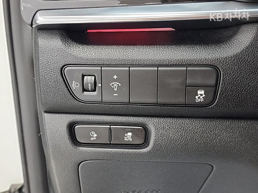 Kia Niro — miniaturë 18