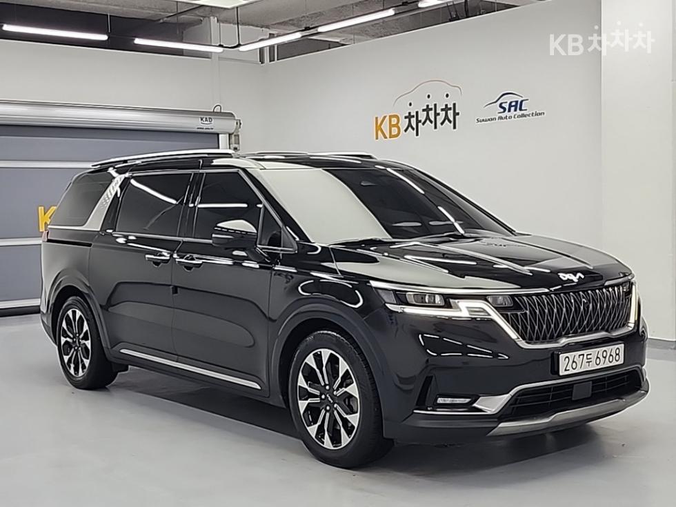 Kia Carnival — miniaturë 4