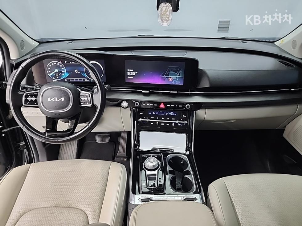 Kia Carnival — miniaturë 7