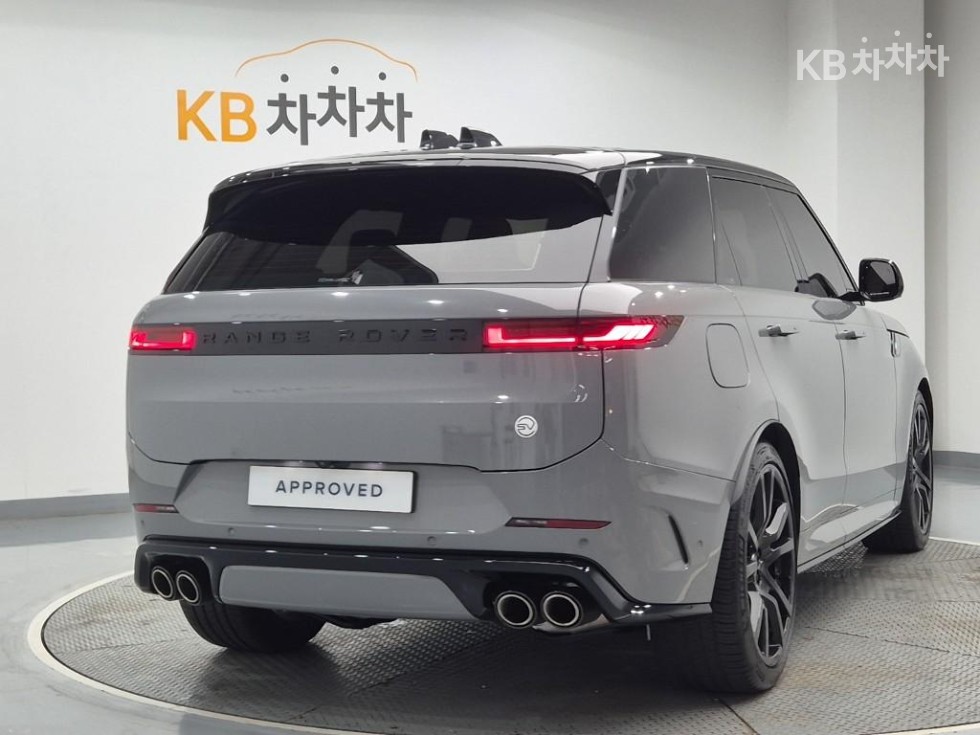 Land Rover Range Rover Sport — miniaturë 3