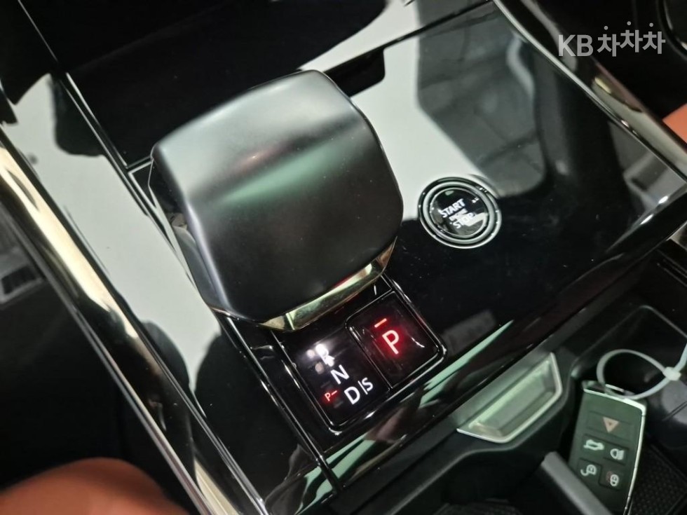 Land Rover Range Rover Sport — miniaturë 8