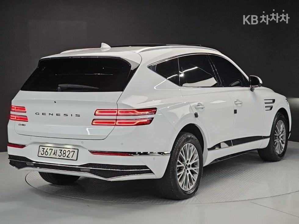 2024 Genesis GV80 photo