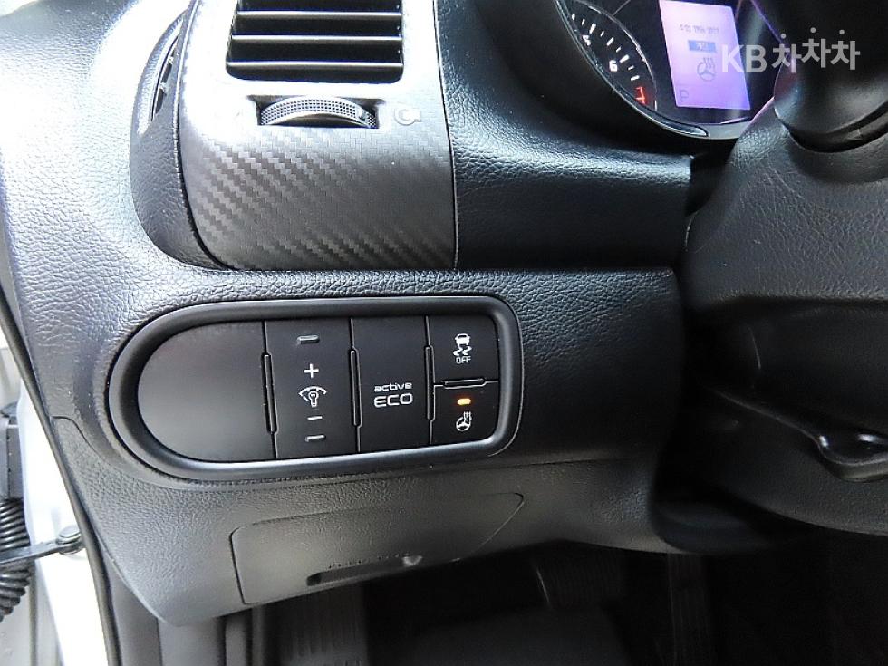 Kia K3 — miniaturë 12