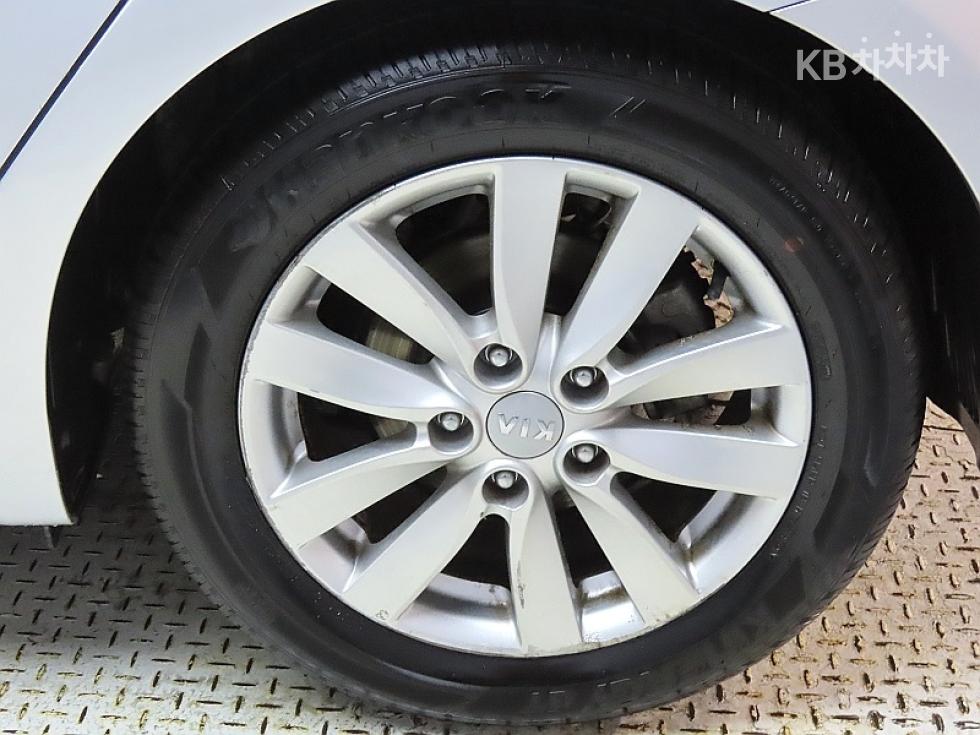 Kia K3 — miniaturë 20