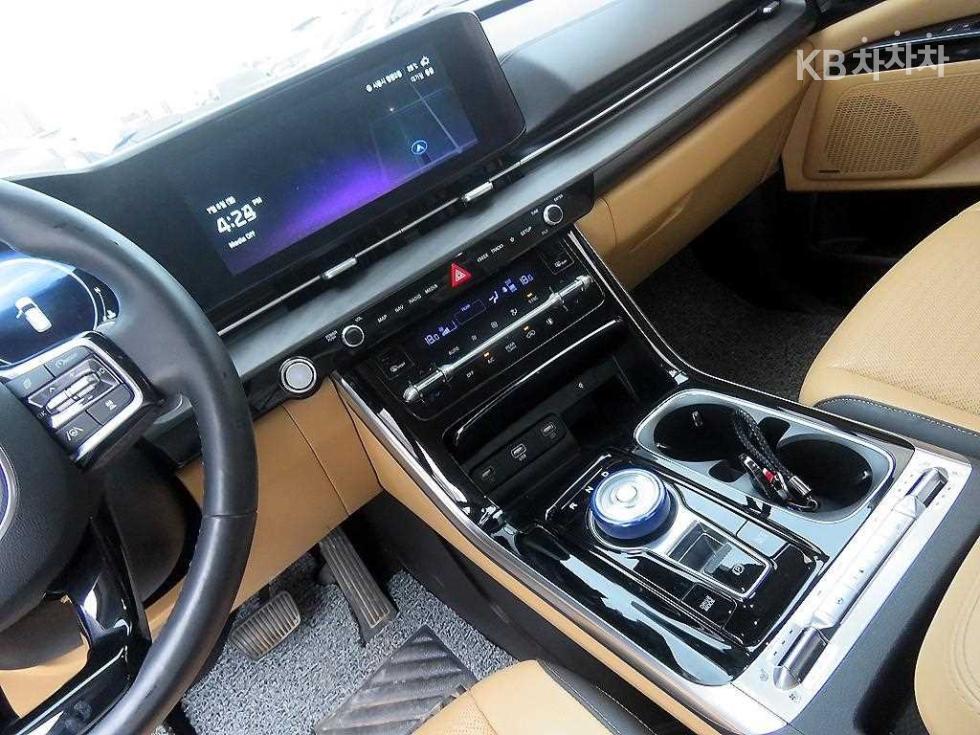 Kia Carnival — miniaturë 12