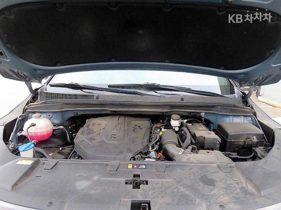 Kia Carnival — miniaturë 19
