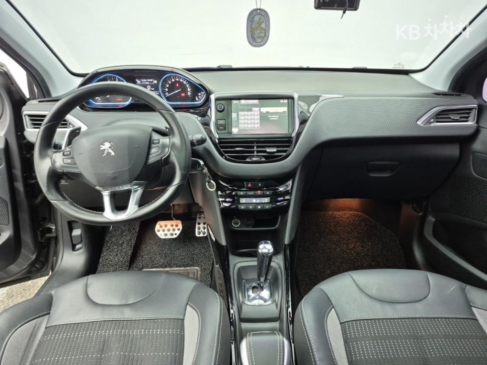 Peugeot 2008 — miniaturë 5