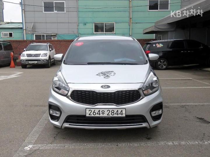 Kia Carens 2.0 LPI 7인승 럭셔리 — foto 1