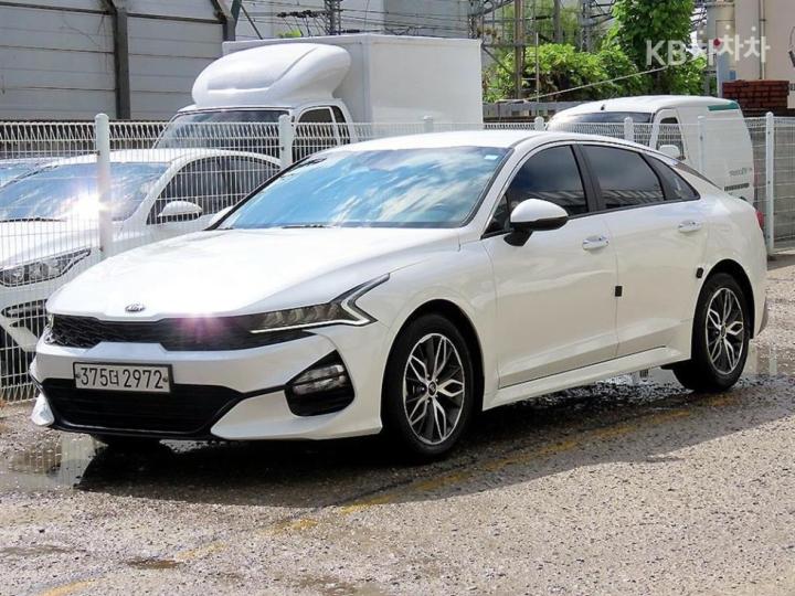 Kia K5 2.0 LPI 렌터카 — foto 1
