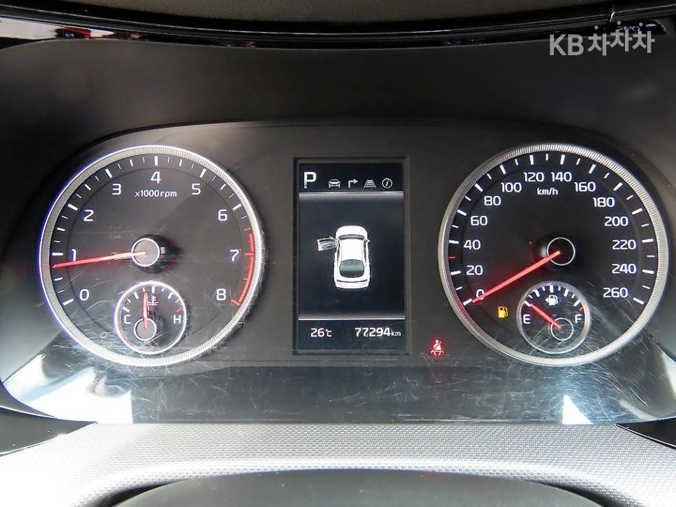 Kia K5 — miniaturë 9