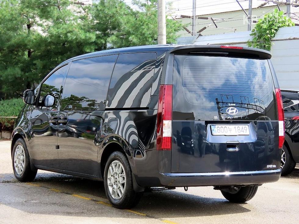 Hyundai Staria — miniaturë 3