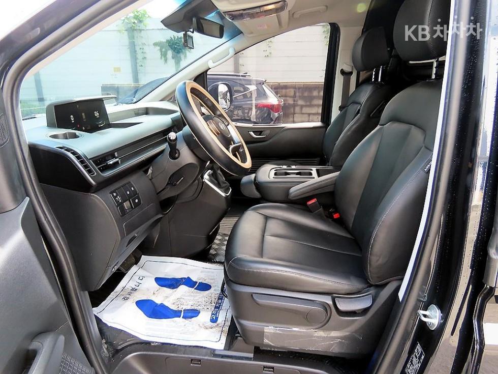 Hyundai Staria — miniaturë 5