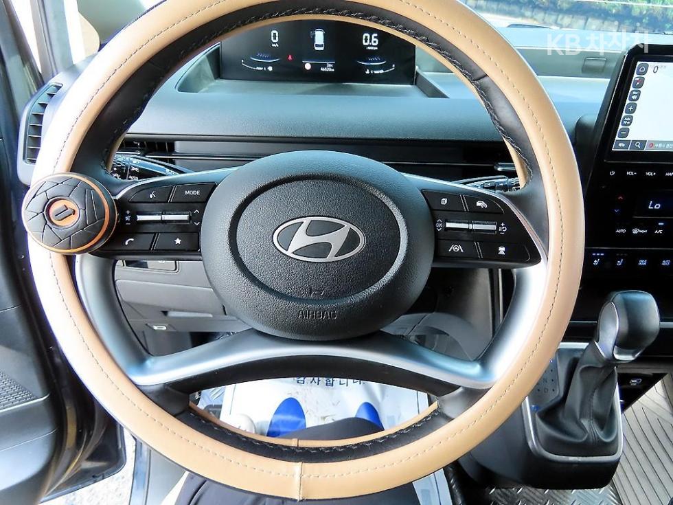Hyundai Staria — miniaturë 8