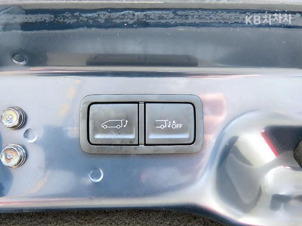 Hyundai Staria — miniaturë 17
