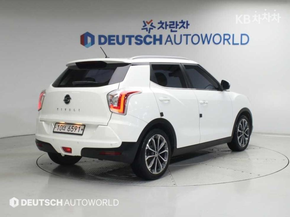 SsangYong Tivoli — miniaturë 2