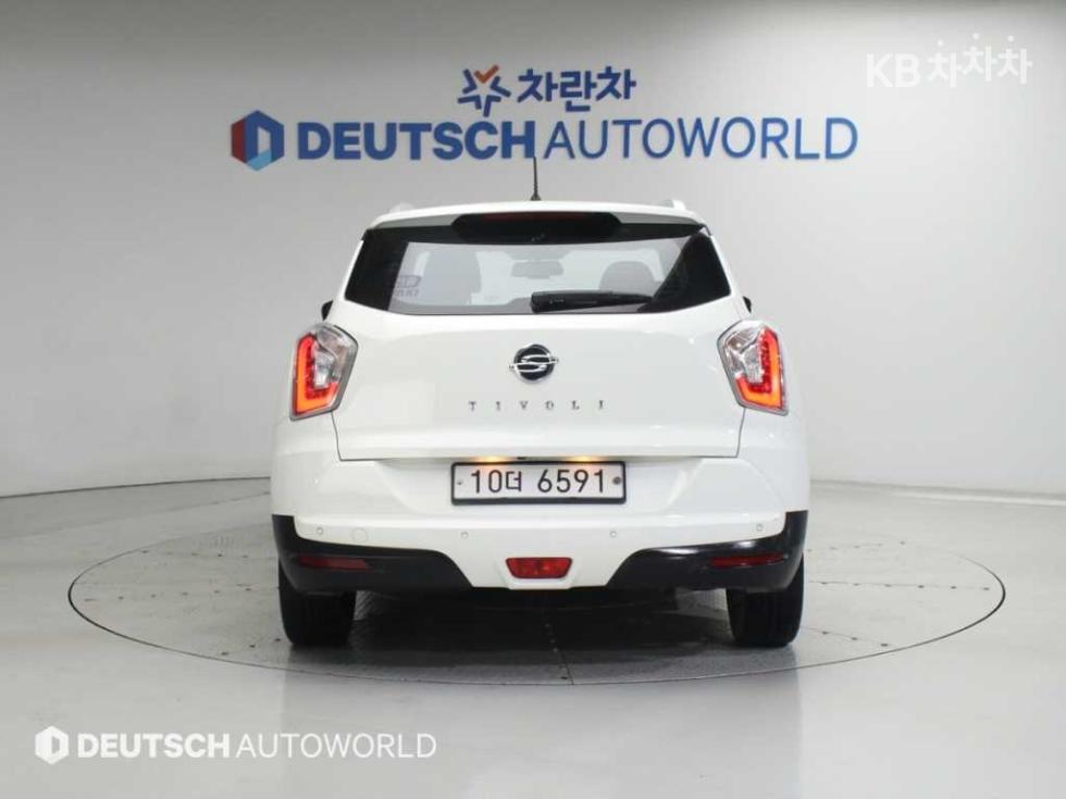 SsangYong Tivoli — miniaturë 4