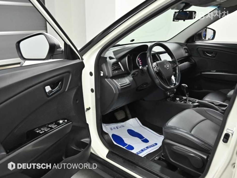 SsangYong Tivoli — miniaturë 11