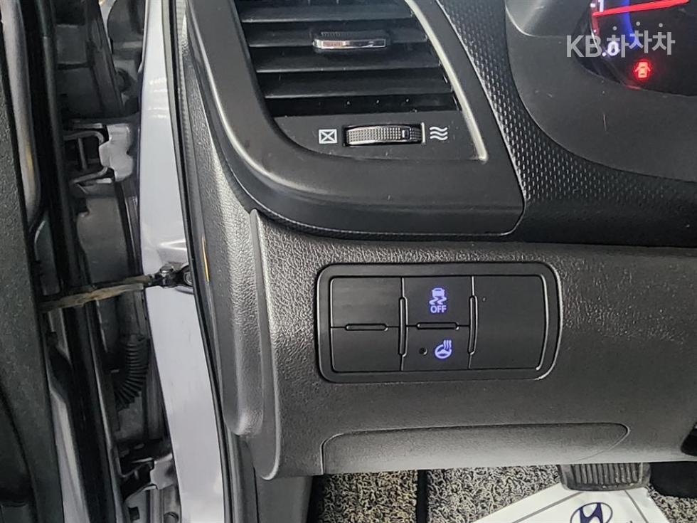 Hyundai Accent — miniaturë 8