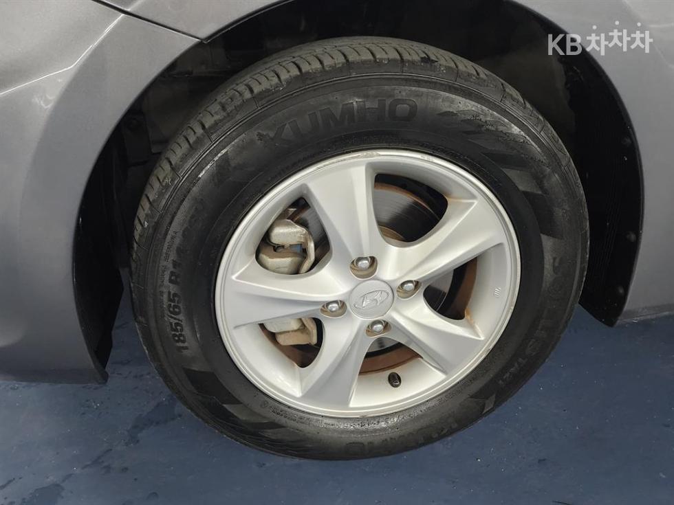 Hyundai Accent — miniaturë 18