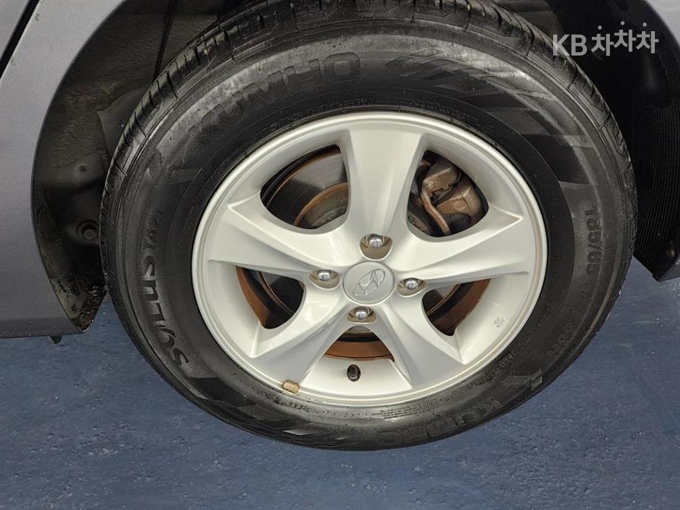 Hyundai Accent — miniaturë 19