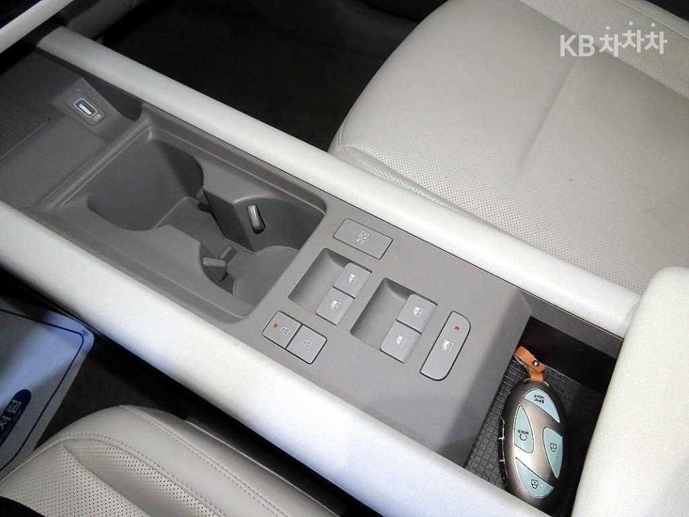 Hyundai IONIQ — miniaturë 13