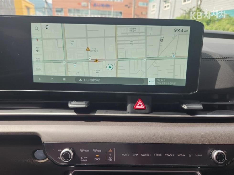 Kia Carnival — miniaturë 10