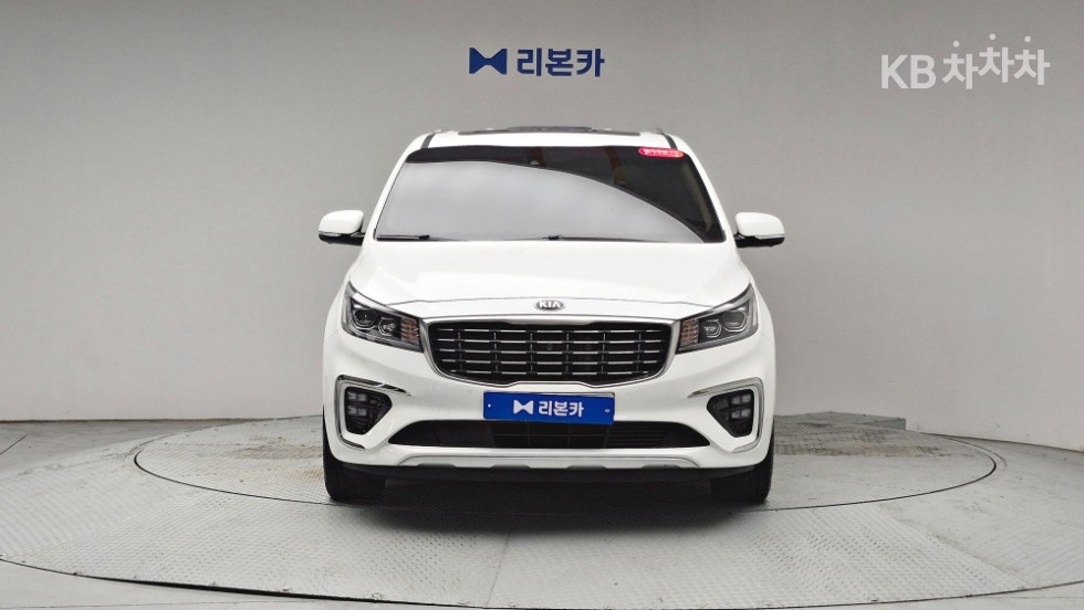 Kia Carnival — miniaturë 2
