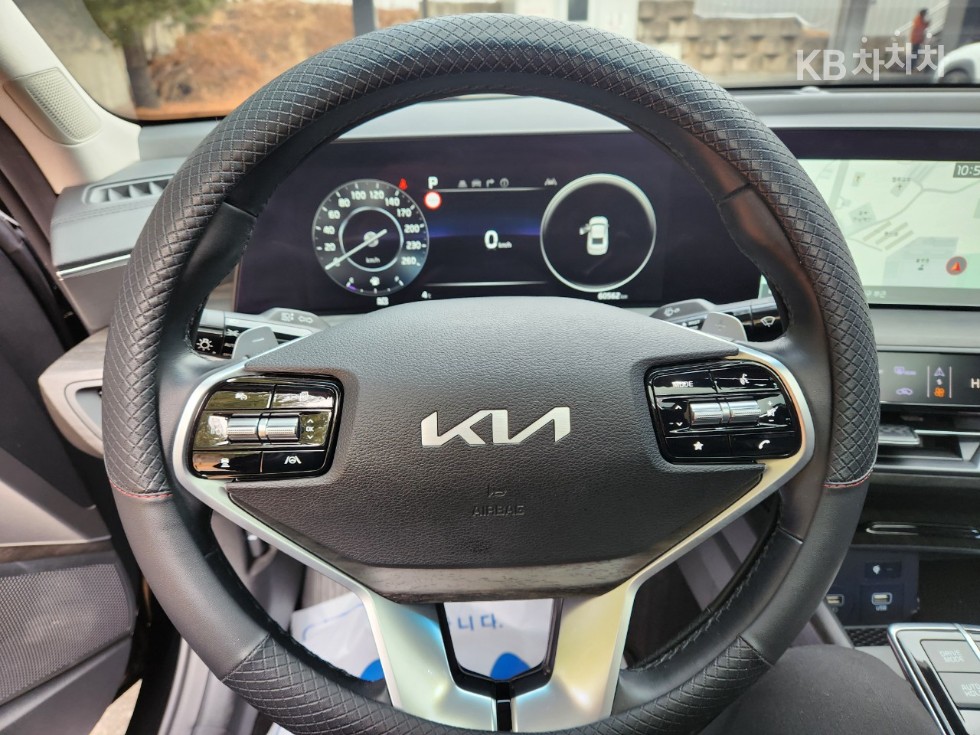 Kia K8 — miniaturë 5