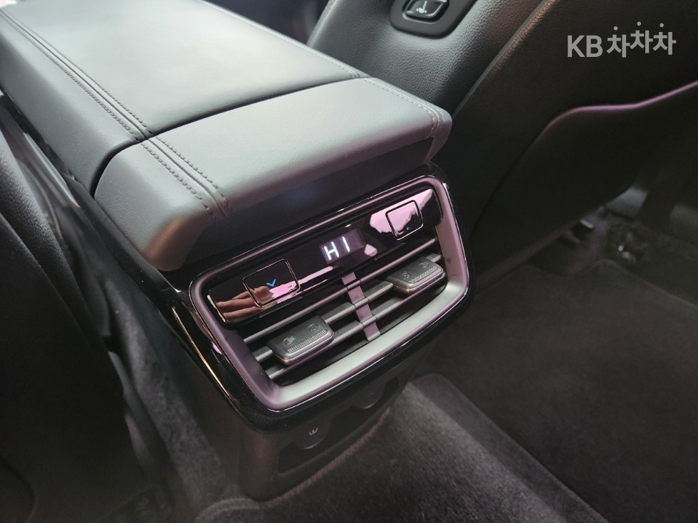 Kia K8 — miniaturë 16