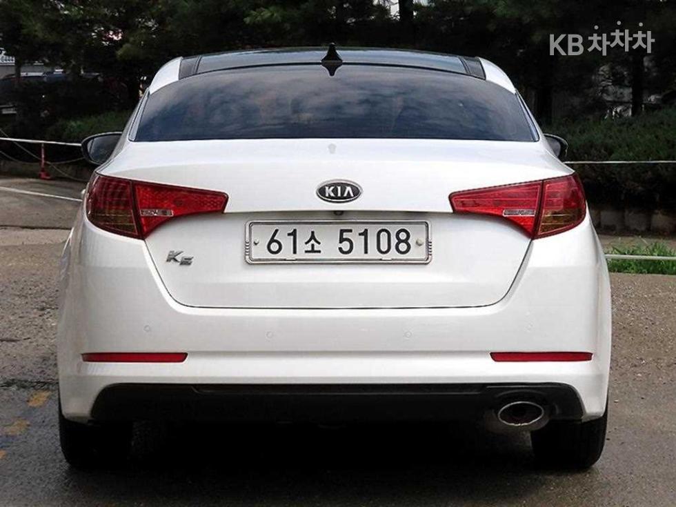 Kia K5 — miniaturë 4