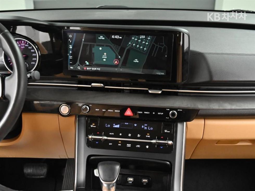 Kia Carnival — miniaturë 14
