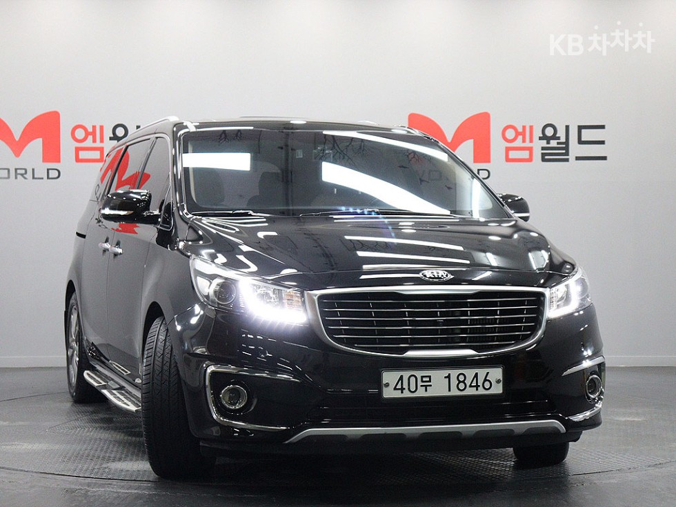 Kia Carnival — miniaturë 2