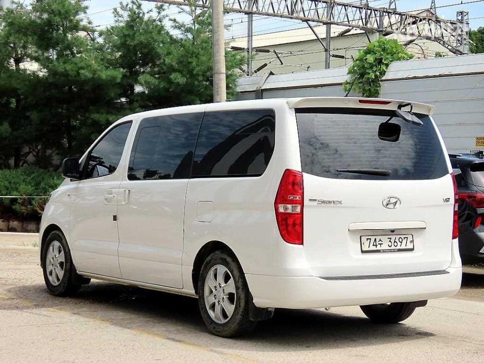 Hyundai Starex — miniaturë 3
