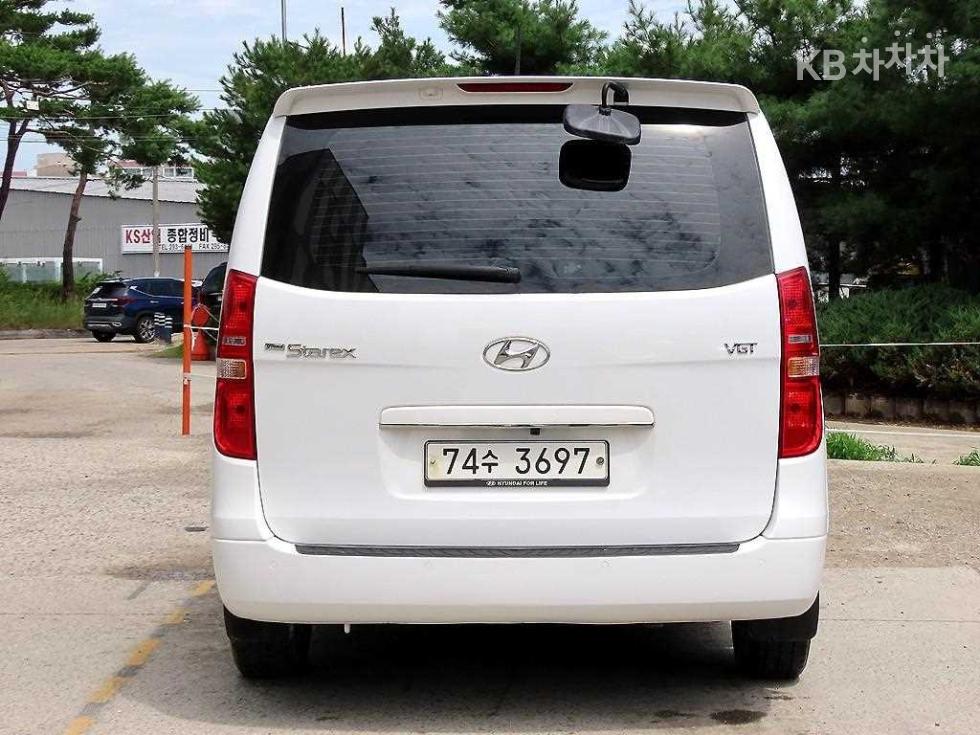 Hyundai Starex — miniaturë 4